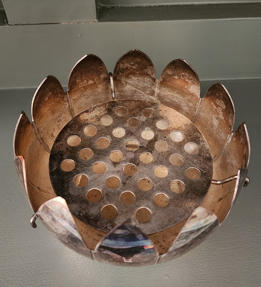 Mid-Century Modern Silver-plated Lotus Flower Bowl - Sculptural piece designed by Reed & Barton